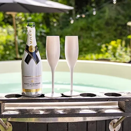 Alum House Littlebeck Glamping 豪华帐篷